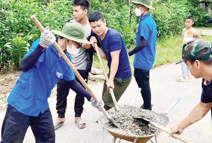  Đoàn viên, thanh niên góp sức xây dựng nông thôn mới tại vùng sâu, vùng xa