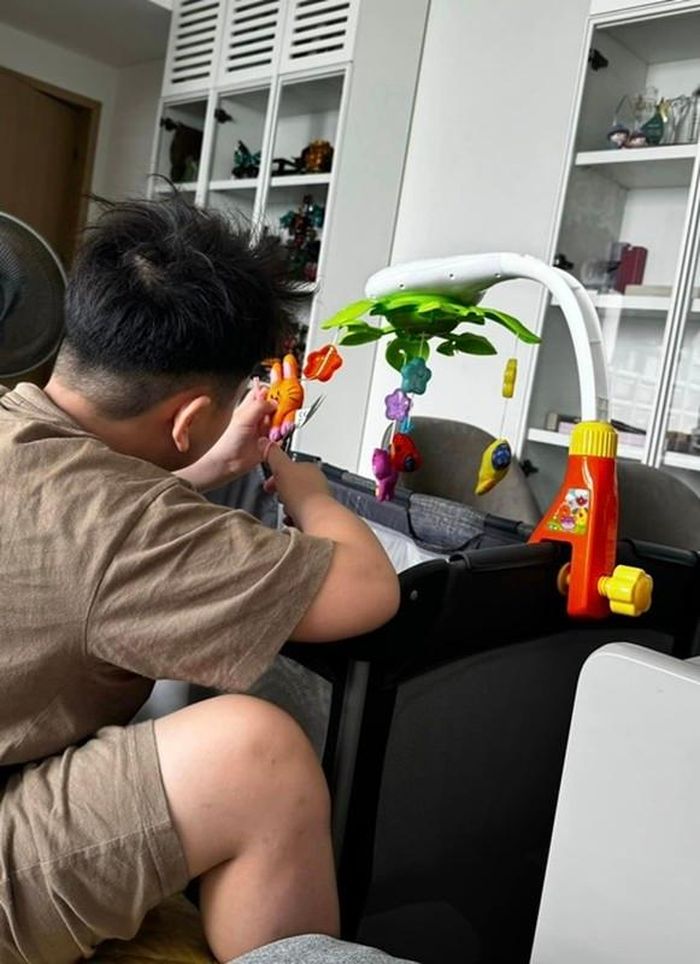 Món quà của con trai Thu Quỳnh dành cho em gái.