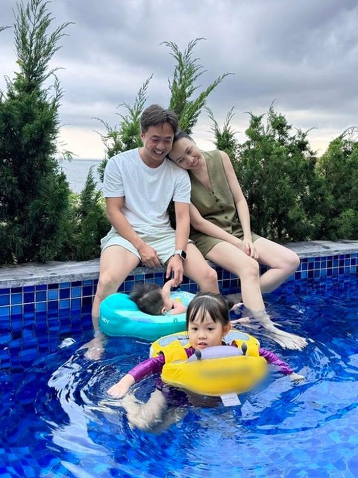 Sau khi kết hôn, Cường Đô la bật mí suy nghĩ lúc được Đàm Thu Trang chở: "Nếu còn sống, tôi sẽ lấy cô này làm vợ".