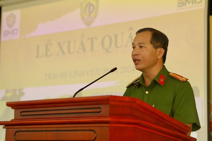 Thượng tá Nguyễn Mạnh Trưởng phát biểu tại buổi lễ 