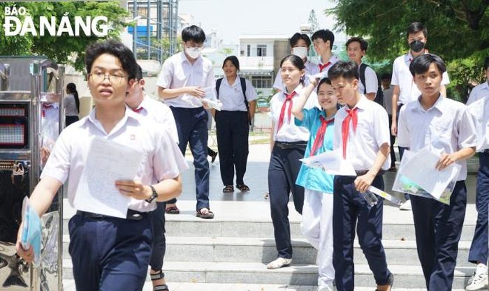 Nhiều thí sinh thử sức ở môn chuyên nên không quá áp lực. Ảnh: NGỌC HÀ