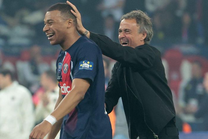 Luis Enrique đã giúp đỡ Mbappe