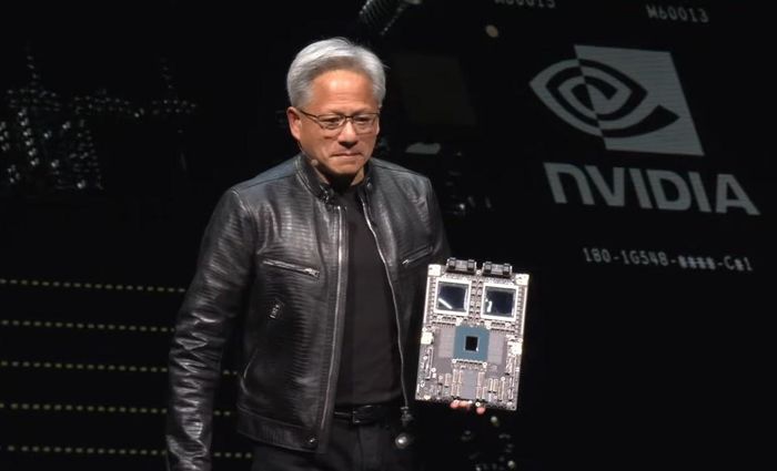  CEO Nvidia nói về con chip Blackwell tại Computex 2024. Ảnh: Computex. 
