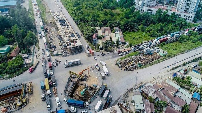 Tiền từ phí sử dụng hạ tầng cảng biển được thành phố Hồ Chí Minh bổ sung vào nguồn vốn đầu tư mở rộng, nâng cấp nhiều tuyến đường ra vào cảng. Ảnh: GT