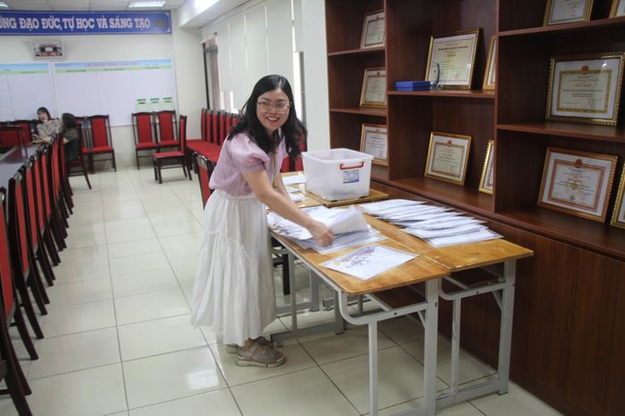  Các khâu chuẩn bị thi đã được hoàn thành trong sáng nay (ảnh Trinh Phúc). 