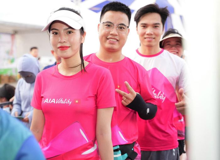 Mỗi giải chạy không chỉ là cơ hội để thách thức bản thân mà còn là dịp để các VĐV tận hưởng những trải nghiệm độc đáo và nhận được những phần quà hấp dẫn. 