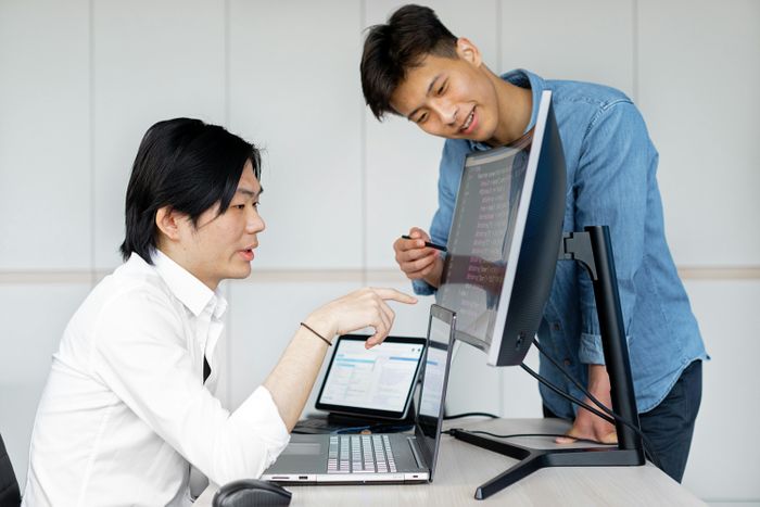 Khác với sự hoài nghi về AI đang phổ biến ở phương Tây, giới trẻ Trung Quốc có thái độ tích cực đến công nghệ này. Ảnh minh họa: Mikhail Nilov/Pexels.