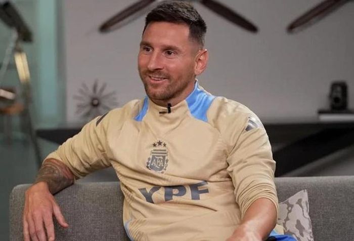 Messi khen ngợi Real Madrid