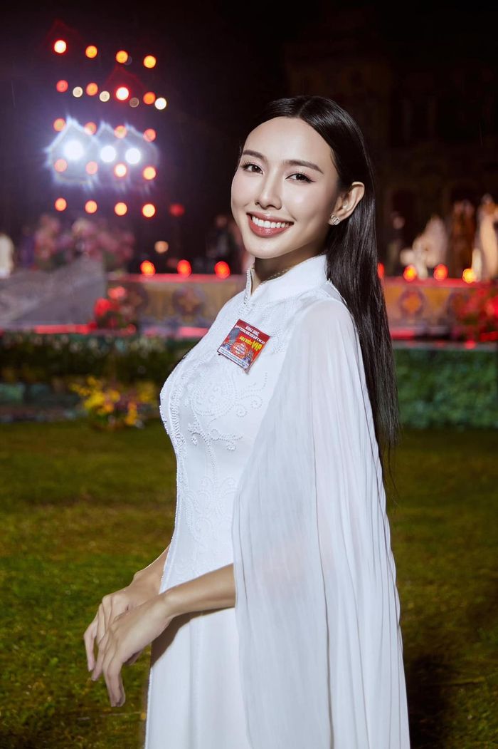 Mỗi khi tham gia bất kỳ sự kiện quảng bá về văn hóa, bản sắc nước nhà, Thùy Tiên luôn ghi điểm với diện mạo chỉn chu, thể hiện sự trân trọng, tự hào khi được trở thành khách mời. 