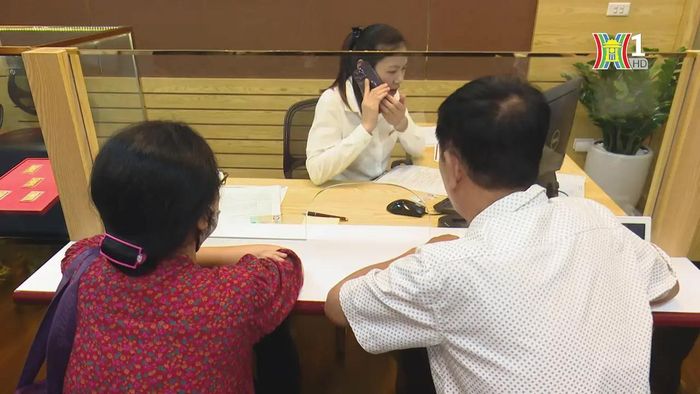 Giá vàng thế giới diễn biến khó lường, người dân cần thận trọng khi giao dịch