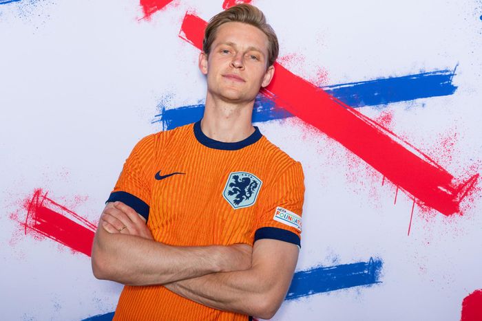 Hà Lan xác nhận De Jong không dự EURO 2024