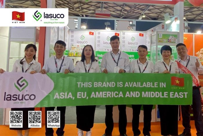 Đoàn cán bộ, chuyên gia Lasuco Group tại Triển lãm SIAL Shanghai 2024.