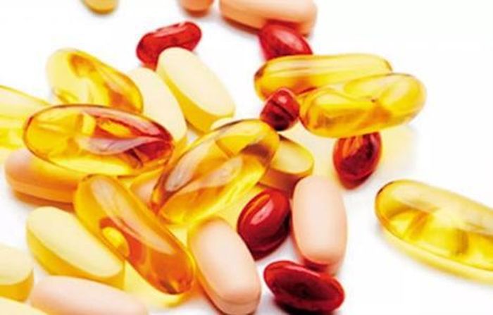 Bổ sung vitamin và khoáng chất giúp hỗ trợ điều trị suy dinh dưỡng hiệu quả.
