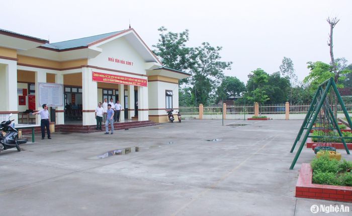 Nhà văn hóa xóm 7, xã Xuân Lâm (Nam Đàn) được làm bằng sức dân. Ảnh: Mai Hoa