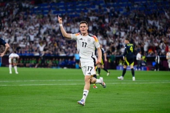  Florian Wirtz: Tiền vệ của chủ nhà Đức có giá 110 triệu Bảng. Ngôi sao 21 tuổi ghi bàn ngay trận khai màn EURO 2024, giúp Đức đè bẹp Scotland 5-1. 