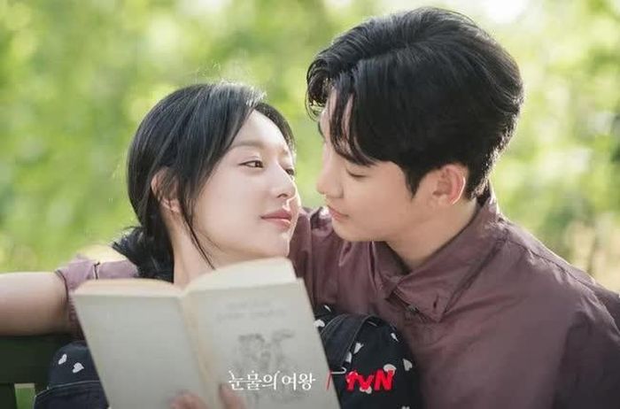 Cảnh trong phim "Nữ hoàng nước mắt"