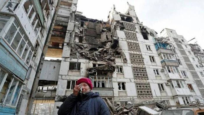 Xung đột Nga – Ukraine đã bước sang năm thứ 3 nhưng chưa có tín hiệu lắng dịu. Ảnh: Reuters