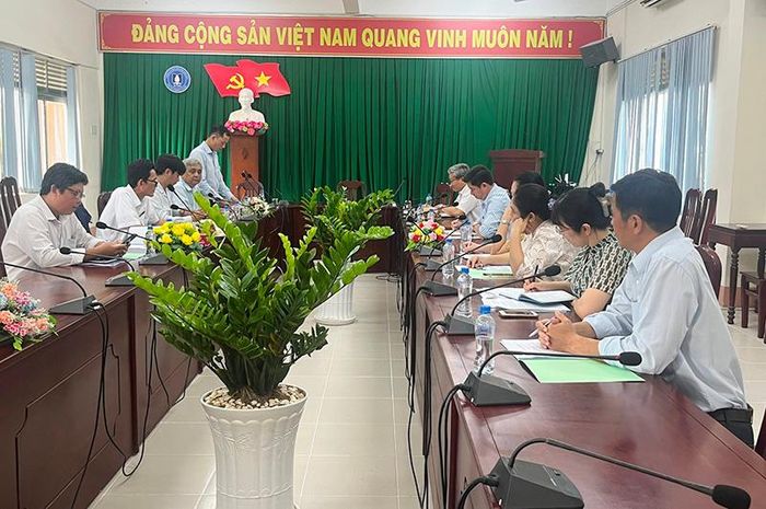 Sở Công Thương phối hợp với các đơn vị kiểm tra việc thực hiện tiết kiệm điện theo Chỉ thị số 20/CT-TTg ngày 8/6/2023 của Thủ tướng Chính phủ tại Trường Cao đẳng cộng đồng Đồng Tháp