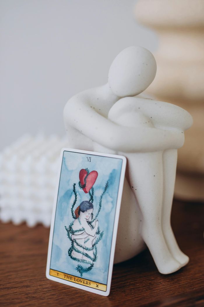  Kiệt quệ về thể chất và tinh thần khiến một người ở mãi trong mối quan hệ độc hại. Ảnh minh họa: Alena Yanovich/Pexels. 