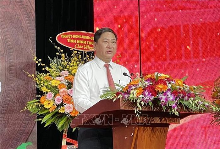 Chủ tịch UBND tỉnh Ninh Thuận Trần Quốc Nam phát biểu tại buổi lễ. Ảnh: Công Thử/TTXVN
