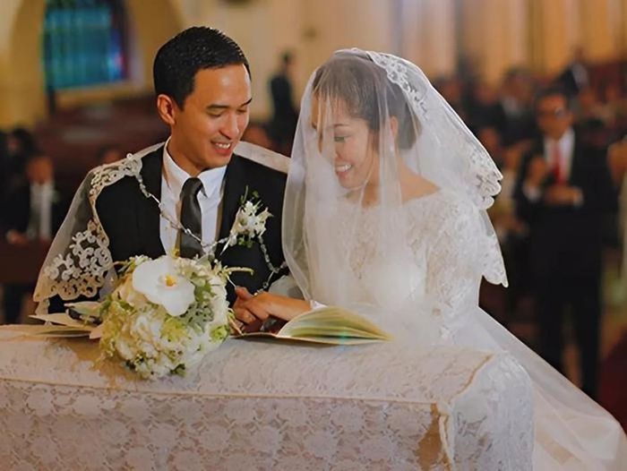 Tất cả khách mời tham dự đám cưới Tăng Thanh Hà - Louis Nguyễn phải tuân thủ quy định không chụp ảnh cô dâu chú rể và không để lộ ảnh cưới của cặp đôi ra ngoài.