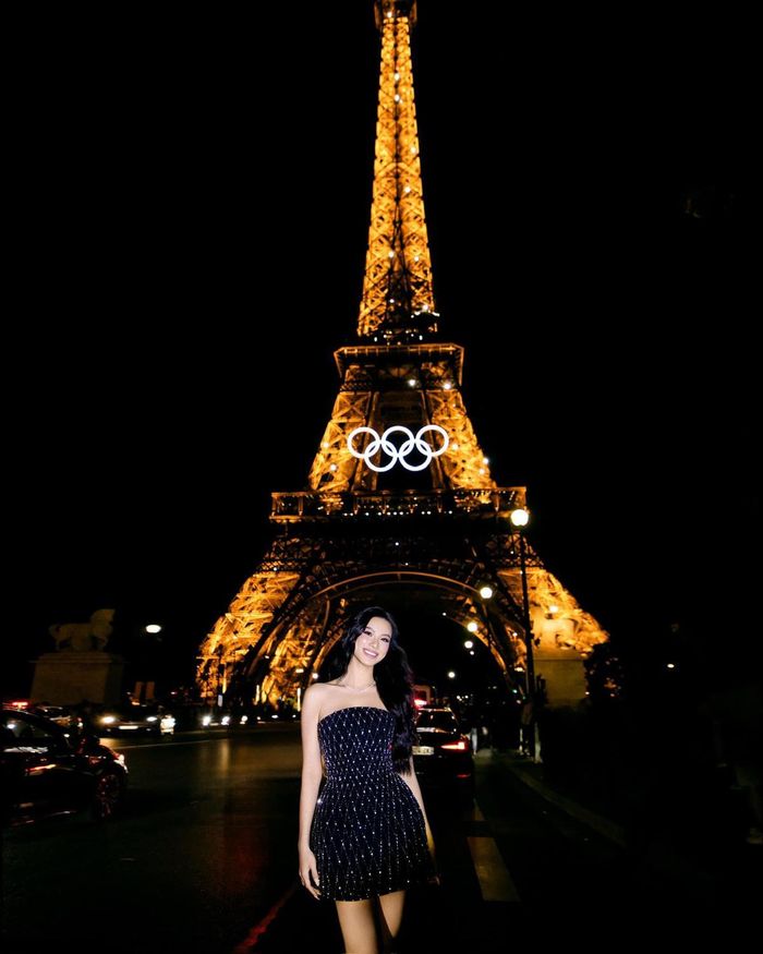 Được biết, Á hậu 2 Miss Supranational 2022 được mời tham dự một số show diễn với vai trò khách mời trong khuôn khổ tuần lễ thời trang Paris Couture Week. Từ phương xa, cô háo hức cho biết vừa có cảm giác phấn khích, vừa hồi hộp. 