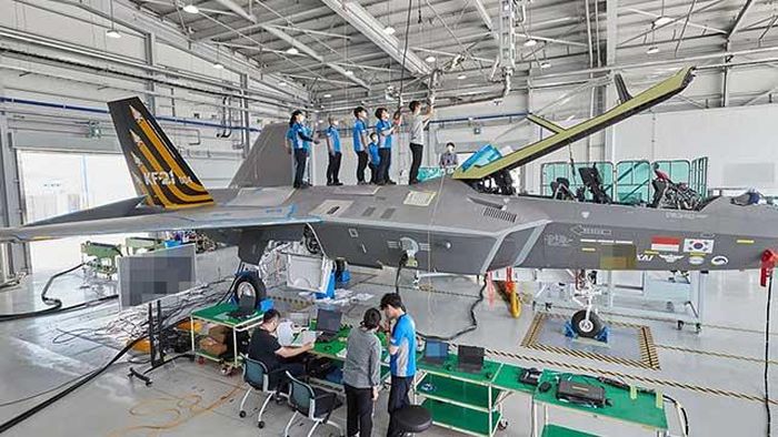 Cần lưu ý rằng vào năm 2016, việc phát triển KF-21 đã nhận được cú hích siêu mạnh từ việc ứng dụng tiếp nhận 21 công nghệ dùng trong sản xuất F-35 từ Mỹ.