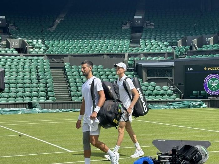 Djokovic và Sinner tập luyện cùng nhau trước thềm Wimbledon 2024