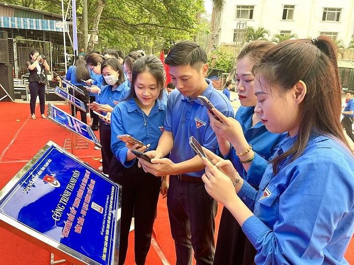  Mô hình công trình Thanh niên chuyển đổi số phát triển du lịch tại TP Sầm Sơn. (Ảnh LĐ) 