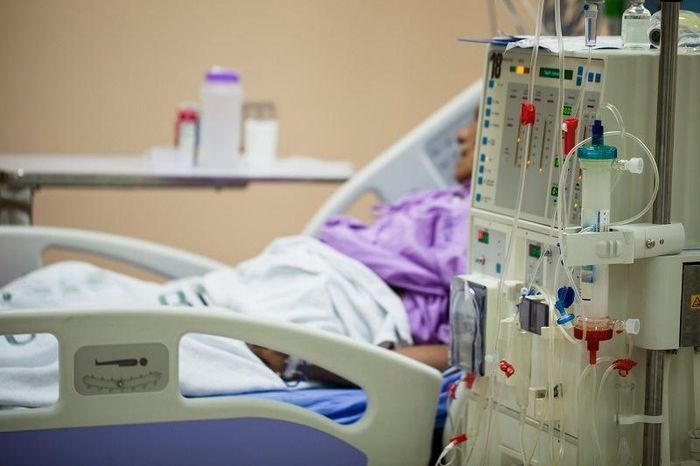  Suy thận không chỉ là gánh nặng cho sức khỏe, tinh thần mà còn khiến cho kinh tế nhiều gia đình kiệt quệ. Ảnh: Kidney. 