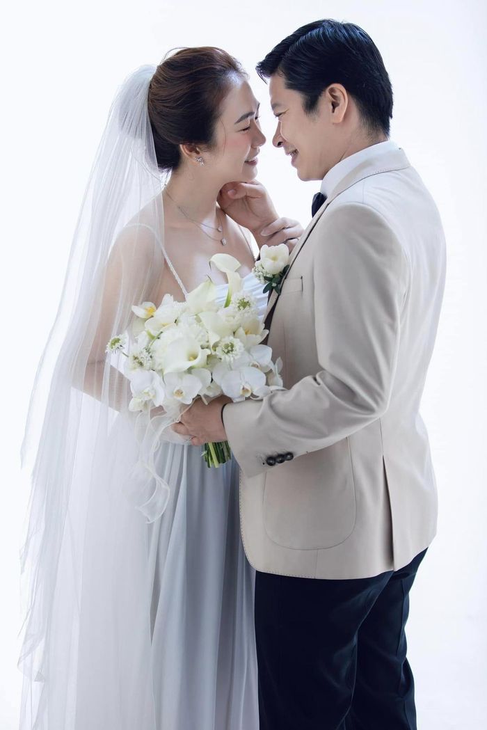 Ông xã Thanh Thảo là người chồng tâm lý, chiều vợ.