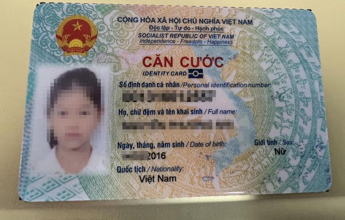 Mẫu thẻ căn cước và chứng nhận căn cước.