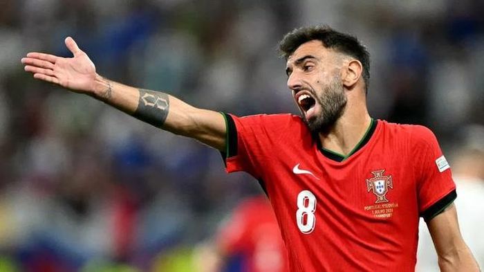 Bruno Fernandes có thể rời MU