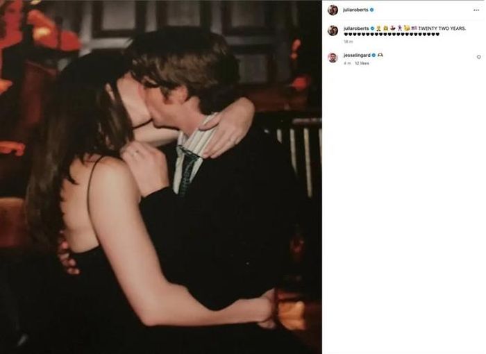 Bức ảnh được Julia Roberts đăng trên Instagram nhân kỷ niệm 22 năm ngày cưới