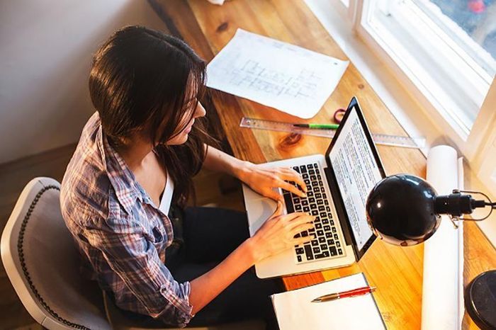  Phương thức học trực tuyến giúp học viên chủ động về thời gian 