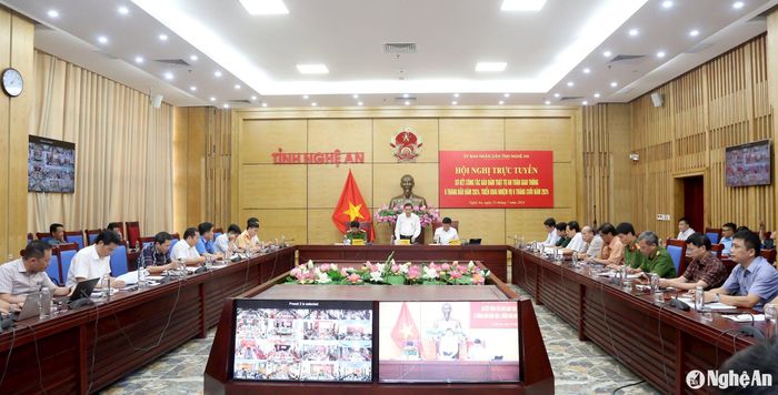 Toàn cảnh hội nghị tại đầu cầu UBND tỉnh. Ảnh: Tiến Đông