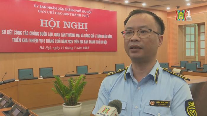 Ông Dương Mạnh Hùng, Phó Cục Trưởng Cục Quản lý thị trường Hà Nội.