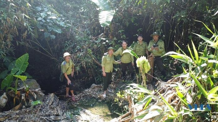 Điều khiển thiết bị bay không người lái trong công tác BVR, PCCCR tại đội kiểm lâm cơ động và PCCCR rừng số 2.