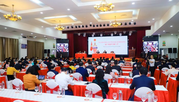 Toàn cảnh Kỳ họp thứ 17, HĐND tỉnh Nghệ An khóa XVIII. Ảnh: Thành Duy