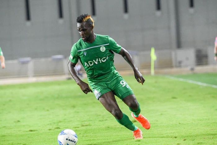 Tiền đạo Benjamin Kuku - Quốc tịch Nigeria. Ảnh FB nhân vật