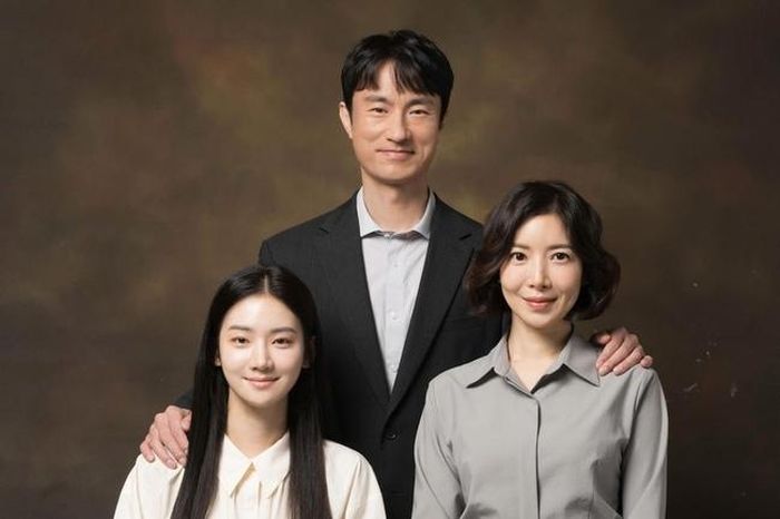 "Perfect Family" xoay quanh câu chuyện gia đình