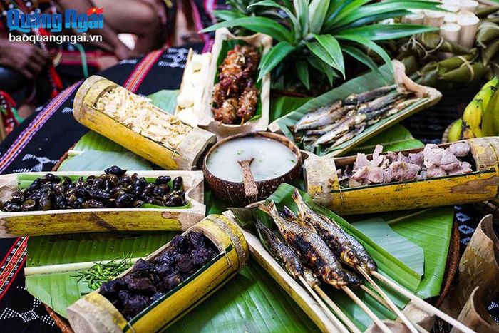 Mâm cơm từ các nguyên liệu đặc trưng của núi rừng Quảng Nam