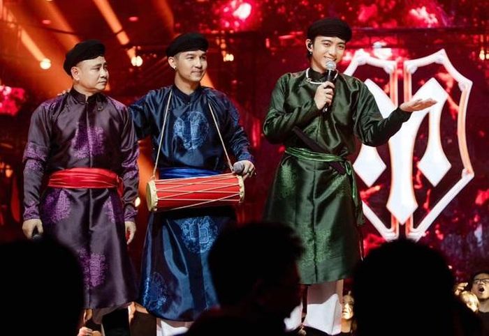 Hình ảnh trong tiết mục “Trống cơm”