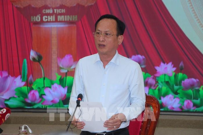 Chủ tịch UBND tỉnh Bạc Liêu Phạm Văn Thiều phát biểu chỉ đạo tại cuộc họp. Ảnh: Chanh Đa-TTXVN 