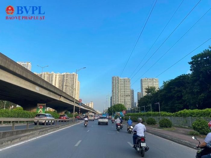 Nắng nóng ở Bắc Bộ và Trung Bộ, có nơi 38 độ C.