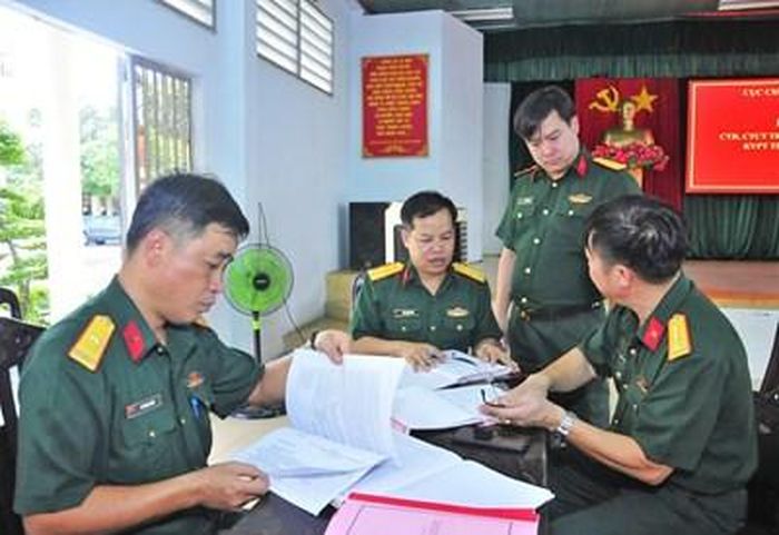 Đoàn công tác của Cục Chính trị Quân khu 7 kiểm tra công tác chuẩn bị tổ chức diễn tập của huyện Củ Chi, TP Hồ Chí Minh.