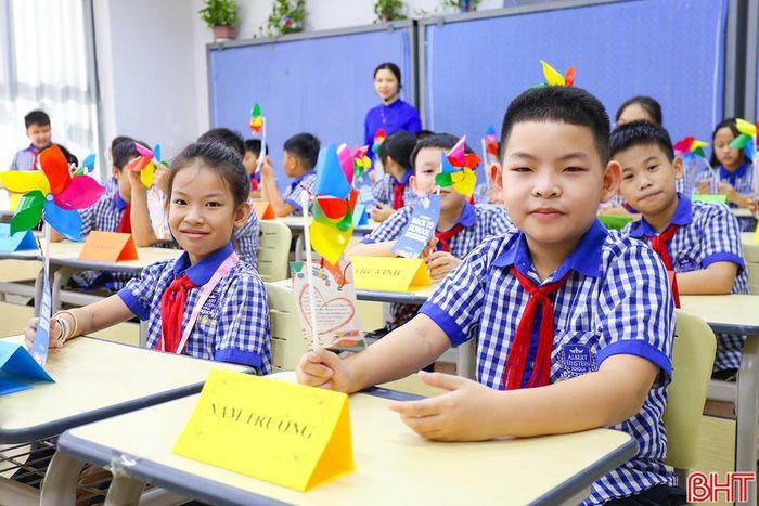  Khoảng thời gian này, học sinh tập trung rèn luyện các kỹ năng, thực hiện nền nếp học tập, chuẩn bị tâm thế cho năm học mới. 