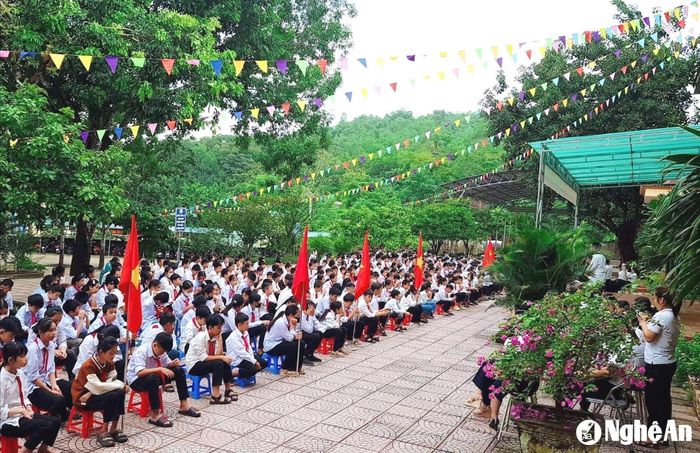 Học sinh Trường THCS Tam Quang (Tương Dương). Ảnh: NTCC