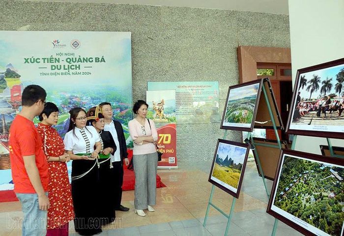 Đại diện các doanh nghiệp lữ hành tại Hà Nội tham gia Hội nghị xúc tiến, quảng bá du lịch tỉnh Điện Biên năm 2024.