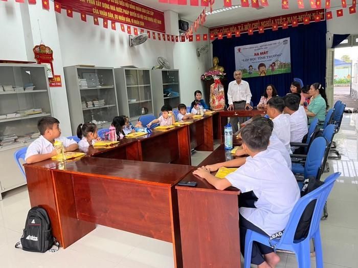 Lớp học tình thương dành cho con em người đồng bào DTTS trên địa bàn xã Phước Lộc.